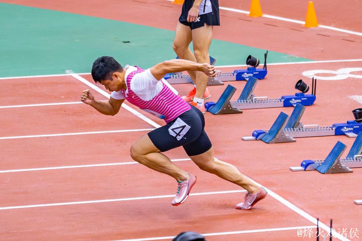 苏炳添体育课跑出11秒7，迈向短跑竞技之路